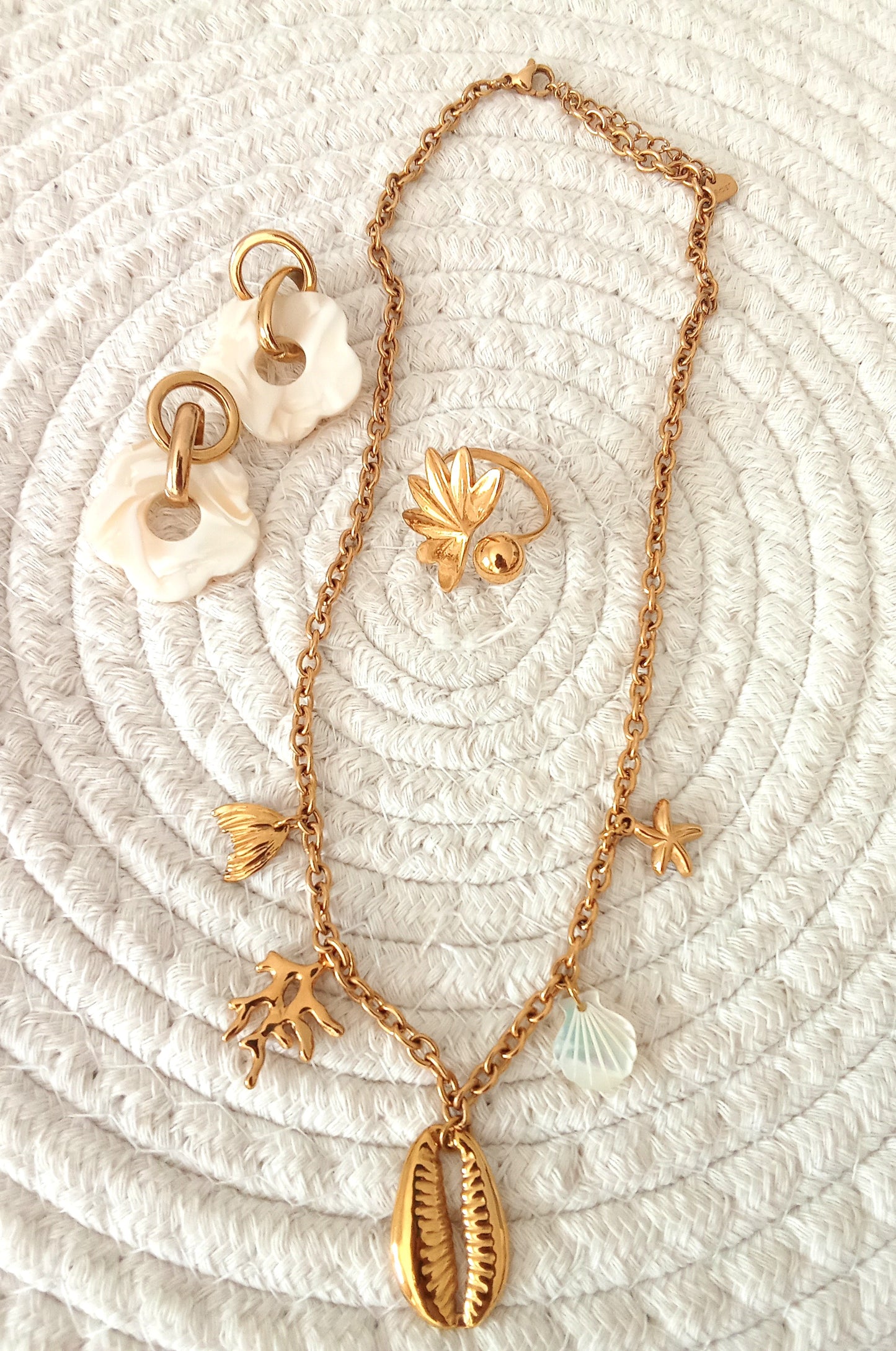 Collier Eva
